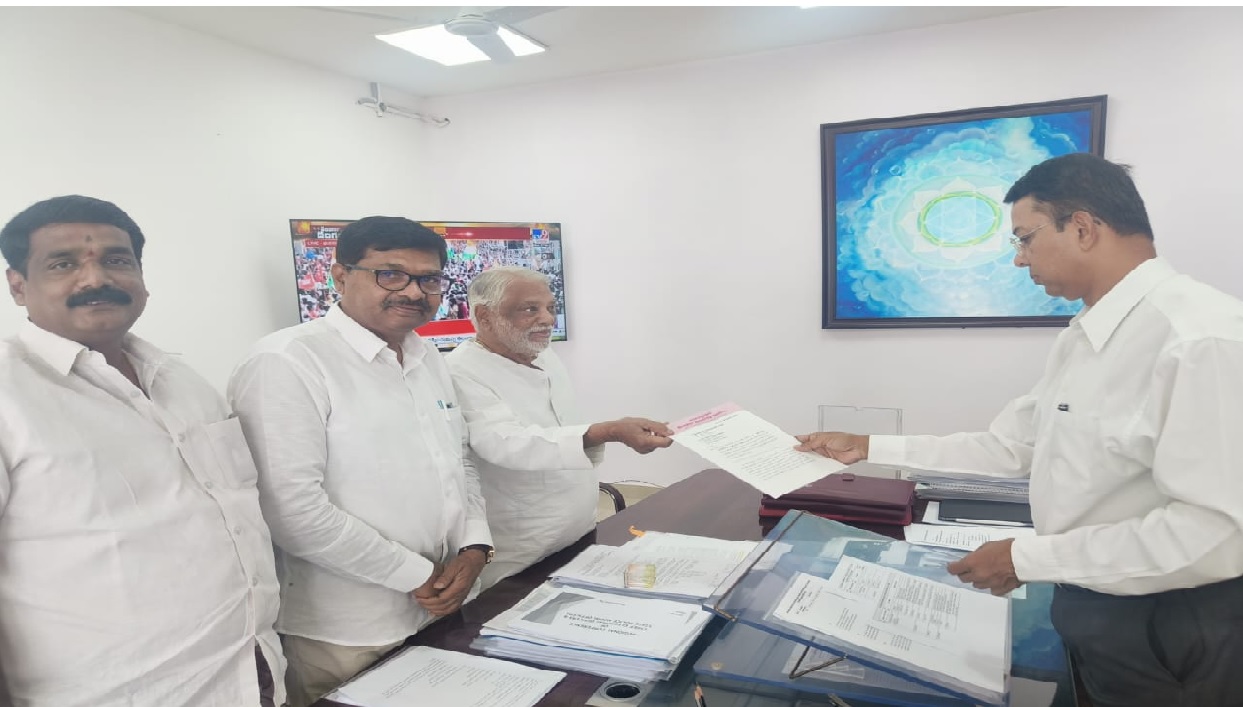 BRS asked ECI not to Stop Rythu Bandhu Payout on 28 Nov 2023