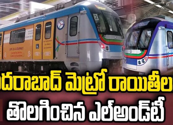 Hyderabad Metro Authority Cancels Discounts and Holiday Cards Hyderabad Metro Authority Cancels Discounts and Holiday Cards - Hyderabad Metro Increases Fares by 10% and Scraps Rs. 59 Holiday Card, The Hyderabad Metro Rail authorities have shocked commuters by rescinding discounts offered to passengers. They have also revoked the Metro Holiday Card priced at Rs. 59. This decision has come as a shock to commuters planning summer journeys who were banking on discounted fares. Cancellation of Discounts and Cards In a surprising move, the Hyderabad Metro Rail authorities have decided to cancel discounts previously offered to passengers. This decision also includes the cancellation of the Rs. 59 Metro Holiday Card. This abrupt change in policy has caught many commuters off guard, especially those who rely on these discounts for their daily commute.