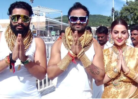 Video of Pune Family Wears 25 Kgs of Gold During TTD Tirumala balaji Visit