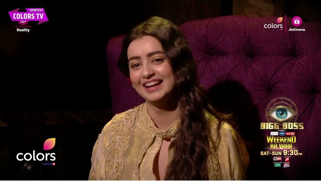 Bigg Boss 18: Eisha Singh Lets Down Avinash Mishra In Friendship Zone During Revelation Ceremony Bigg Boss 18’s Eisha Singh and Avinash Mishra's troubled relations Eisha Singh and Avinash Mishra’s relationship has almost become the central controversy on the reality show BB18. The two contestants have never left each other's side since they stepped into the house and have been spending quality time together and engaging themselves in sincere conversations. Their relation however changed dramatically in an episode of recent times that has left the fans in a kind of mixed feeling. Avinash Mishra Confesses His Feelings for Eisha Singh One of the most emotional episodes of Bigg Boss 18 was when Avinash Mishra declared his feelings for Eisha Singh. With emotions flowing, he remarked: ‘I don’t want to argue. I don’t want to be rational when it comes to you. Do you think that there is nothing? (You are) my Achilles heel. I am giving my best and will do until the end. I am getting out of the zone of gaming.’ Eisha’s response, however, did not quite match up to the occasion. She interrupted him and said ‘shut up’, which probably highlighted her discomfort in the situation. Avinash, in turn, was disturbed and said, “Comfort the situation... I am sorry, but I am apprehensive about us. Kindly do not express such ideas. I am trembling internally. This is crazy, has never happened to me. Stop that. I truly, honestly love you. If that is what you want to keep repeating, now is the time. So what do you feel?” Friendzone Drama Unfolds It was evident through Eisha Singh’s actions and words that she was not ready to be in a relationship with Avinash. It has also provoked many viewers to question their perception of the couple: Are they a couple with a strong bond, or are they best friends with a few advantages that are misunderstanding things? What's even more shocking is that this sincere confession of love was made barely a day after the two had a heated spat while competing against each other in a task. Eisha had an outburst, questioning whether they were one unit or not. Eisha explained her concerns to Avinash: “I thought we were one unit. You have food, I have food, that’s the point. Are we not one unit?” Avinash’s reaction to this argument was scathing, “No, no! We are not one unit, bro. We are friends. You are one person, and you have opinions.” The Difficulties Faced In Relationship Fans have been observing Eisha and Avinash’s relationship grow with every episode of Bigg Boss 18. The duo contestants have also been dealing with the ups and downs of their relationship which has become all the more difficult because of the cut throat competition level of the show. They were also evicted in the house during an eviction where a strong circuit was formed surrounding both Eisha and Avinash, Alice Kaushik, whom they are friends with. Leaving the house, Alice seems to have added fuel to the existing feelings between Eisha and Avinash adding confusion between them. Eisha Singh and Avinash Mishra: Are They Lovers or Just Friends? Many fans are debating whether Avinash and Eisha are in love or if they are just friends. Some are wondering whether Eisha would agree to reciprocate Avinash’s advances later during the season. For now, Eisha seems to have crossed the line and wants to biscuit zone Avinash who has confessed his feelings for her. Bigg Boss 18: An Emotional Ride This ongoing season of Bigg Boss, now within the able hands of Salman Khan, has been dramatic and fulminating like each of his predecessors. It was launched in October, and since then the audience never missed any emotion, any strategy, and even more finish parts of the plan. For example, in the case of Eisha and Avinash’s older storyline, it is only one of the many heartaches that the inmates go through. Their case depicts the coexistence of fierce emotions and tournaments in the context of the Bigg Boss house. What is Next for Eisha and Avinash? Now, as the season proceeds, the fans are curious to see as to how Eisha and Avinash proceed with their relationship during the turmoil that the game brings along with it. Will Avinash reclaim his emotions or will he set his sights back into the competition? Or does this Thunderbolt’s statement put an end to everything, with regard to their relationship? Do remember to watch out for Bigg Boss 18 on Colors TV on air from October 9, 2022, to see how this melodramatic saga progresses. One thing, hence, is definite—there is much more to it