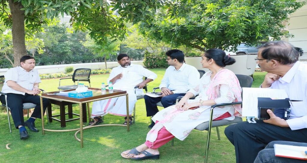 Telangana Targets 4000 MW within a Time frame of Four Months Telangana has in place good solar power plans which will help the area in the generation of solar energy estimated to be about 4000 megawatts within a four month frame. This program which will be coordinated by the Telangana State Renewable Energy Development Corporation (TGREDCO) plans to change the lives of people in the region by improving farming practices, enhancing gender equality and enabling them to adopt green energy solutions. Solar Energy in Agriculture: Plans for Being Self Sustaining As per the Pradhan Mantri Kisan Urja Suraksha evam Utthan Mahabhiyan (PM KUSUM) scheme, Telangana is going to expand the reach of solar panels in every single farmer field. This step will help farmers to sell electricity and be less dependant for power. Farmers are set to install solar plants alone or with the help of cooperatives, SHGs, or private companies. According to the estimates there will be a collective generation of 4000 MW worth of solar energy by March next year as these sorts of energy generation facilities come to agricultural lands. Execution framework: How Trade and Grid Development Corporation of India Limited, TGREDCO In establishing the fixed price for the solar plant generated electricity, TGREDCO has mentioned the role of the TGERC. TGREDCO has been given the responsibility of receiving applications from farmers who are willing to take part in the program. These applications will be processed in due course with the assistance of the Northern Power Distribution Company of Telangana Limited (TGNPDCL) and the Southern Power Distribution Company of Telangana Limited (TGSPDCL). These DISCOMs also will provide appropriate sites for the solar plants and oversee the power transmission facilities. Support for Farmers: Implementation of Financial and Operational Autonomy Farmers who own 10 acres’ Land can install a solar power plant with a maximum size of 2 MW. The cost of installation of a 1 mega watt plant is approximately 5 crore rupees and it is expected that a bank loan can cover the costs. Farmers can collaborate with local bodies like Gram Panchayats, Primary Agricultural Cooperative Societies (PACS) as well as Water Users Associations in the implementation of these initiatives. For those who are unable to undertake the projects on their own, leasing possibilities exist. A farmer will have the option to lease his land to persons or organizations that are willing to pay on an annual basis for a solar plant ensuring that in every case farmers will have money paid straight to their accounts. TGREDCO shall take charge for identifying the solar power firms to enter into such partnerships. The electricity generated will hence be sold to the Governments as well as private power companies, thus enabling the farmers to earn more income. This scheme is expected to improve the returns of agriculture and help in achieving the renewable energy targets of the state. Indira Mahila Shakti Initiative: Empowering Women through Solar In a first, the government of Telangana has thought of linking women’s empowerment with its own solar energy objectives. The core idea behind the Indira Mahila Shakti scheme is to make the members of women’s SHGs become entrepreneurs in renewable energy. This will increase the supply of solar energy while also extending much needed employment opportunities to women in rural areas. Deputy Chief Minister Mallu Bhatti Vikramarka highlighted the need of educating rural SHG members on large solar farms. “For any significant transformation in the rural landscape, social and financial empowerment of women would be paramount,” he said in a meeting at Praja Bhavan a few days back. The Potential in Women Empowerment Initiative Policy on Us: Solar power units will be well taken care of because the women SHG members will be well trained and equipped with the necessary skills. Land Contracts: Suitable sites will be identified and leased to SHG federations for the production of solar power. Funding: Government is working with the banks on borrowing to SHGs as they have an impressive 99% loan repayment compliance records. Community Inclusion: It also involves providing solar buses to the RTC so as to widen the business scope of the members of SHGs. Many other officials from various other departments such as Panchayat Raj, Rural Development, Energy etc. have also endorsed the vision. This effort reinforces the resolve of the Government to promote sustainable energy utilisation and improve the socioeconomic status of women in Telangana. Rural Tele Communication and Development, a two side of a Coin: Telangana Government's approach to Solar Energy Telangana solar power initiative goes to another level. It is not solely about electricity generation but is a strategic framework for economic self-reliance, self-empowered community and energy justice. By engaging farmers and women SHGs, the state solves severe problems such as rural areas development, income disparity, unfavorable surroundings. The goal of making 4,000 MW of solar power is daring and ambitious but thanks to the government’s sincere efforts, Telengana is set to be a greener and more empowered state by March.