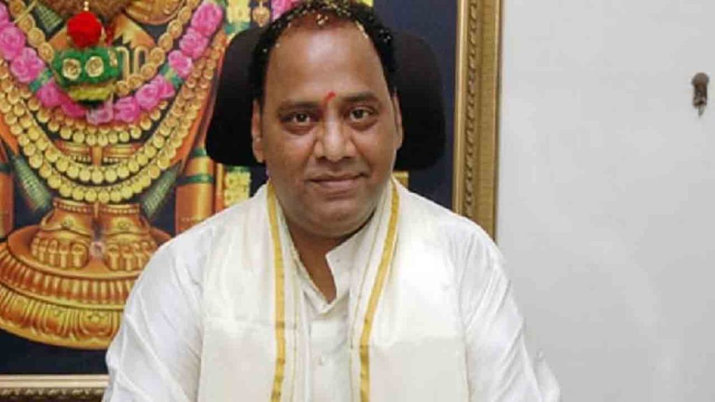 The Government of Telangana has recently made a significant administrative move by appointing Sri K.S. Sreenivasa Raju, IAS (Retd), as the Principal Secretary to the Chief Minister. This decision, formalized through G.O.Rt.No.539 on April 30, 2025, marks a pivotal moment in the state’s governance structure. Issued by the General Administration (Special.A) Department, the order outlines the appointment for an initial tenure of two years, with terms and conditions to be detailed separately. Signed by Santhi Kumari, Chief Secretary to the Government, the directive ensures that this appointment reaches all relevant stakeholders, including special chief secretaries, principal secretaries, and other key departmental heads across the state. This article explores the details of this appointment, its implications for Telangana’s administration, and what it means for the state’s future governance. Understanding the Appointment of Sri K.S. Sreenivasa Raju as Principal Secretary The Telangana government’s decision to appoint Sri K.S. Sreenivasa Raju, a retired IAS officer, as the Principal Secretary to the Chief Minister underscores a strategic move to leverage experienced leadership in the state’s top administrative framework. The order, issued on April 30, 2025, through G.O.Rt.No.539, highlights the government’s intent to strengthen its administrative machinery by bringing in a seasoned professional for a two-year term. This role positions Raju as a key advisor to the Chief Minister, ensuring that policy decisions align with the state’s long-term vision. The appointment, executed by the General Administration (Special.A) Department, reflects Telangana’s commitment to efficient governance. Santhi Kumari, the Chief Secretary to the Government, issued the order, ensuring that it reaches all relevant authorities, including the Pay and Accounts Officer, the Chief Electoral Officer, and various heads of departments. This wide dissemination underscores the importance of Raju’s role in fostering coordination across multiple sectors of the state’s administration. Why Sri K.S. Sreenivasa Raju’s Appointment Matters for Telangana Sri K.S. Sreenivasa Raju’s appointment as Principal Secretary to the Chief Minister holds significant implications for Telangana’s governance. As a retired IAS officer, Raju brings a wealth of experience to the role, which is critical for navigating the complex challenges of state administration. His tenure, set for two years, provides a stable period during which he can influence key policy decisions, streamline administrative processes, and enhance the efficiency of the Chief Minister’s office. This appointment also signals the government’s focus on continuity and expertise in its leadership. By choosing a retired IAS officer, Telangana ensures that its administrative framework benefits from someone with a deep understanding of bureaucratic processes and governance challenges. Raju’s role will likely involve close collaboration with the Chief Minister, offering strategic insights on critical issues such as economic development, infrastructure projects, and public welfare initiatives. The Role of the Principal Secretary to the Chief Minister in Telangana The position of Principal Secretary to the Chief Minister is one of the most influential roles in Telangana’s administrative hierarchy. Tasked with acting as the primary advisor to the Chief Minister, the Principal Secretary plays a pivotal role in shaping the state’s policy agenda. Sri K.S. Sreenivasa Raju, with his extensive experience as an IAS officer, is well-equipped to handle the responsibilities of this position, which include coordinating with various departments, overseeing the implementation of government programs, and ensuring seamless communication between the Chief Minister’s office and other administrative bodies.